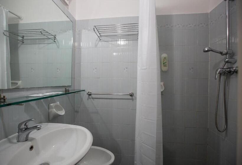 バルコニー付スタンダード4ベッドルーム, Cimarosa