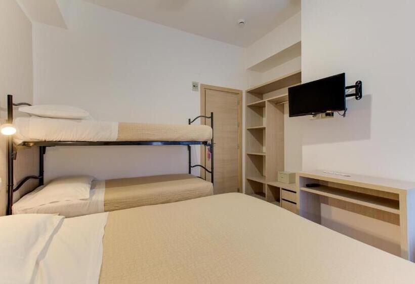 エコノミー4人部屋, Cimarosa