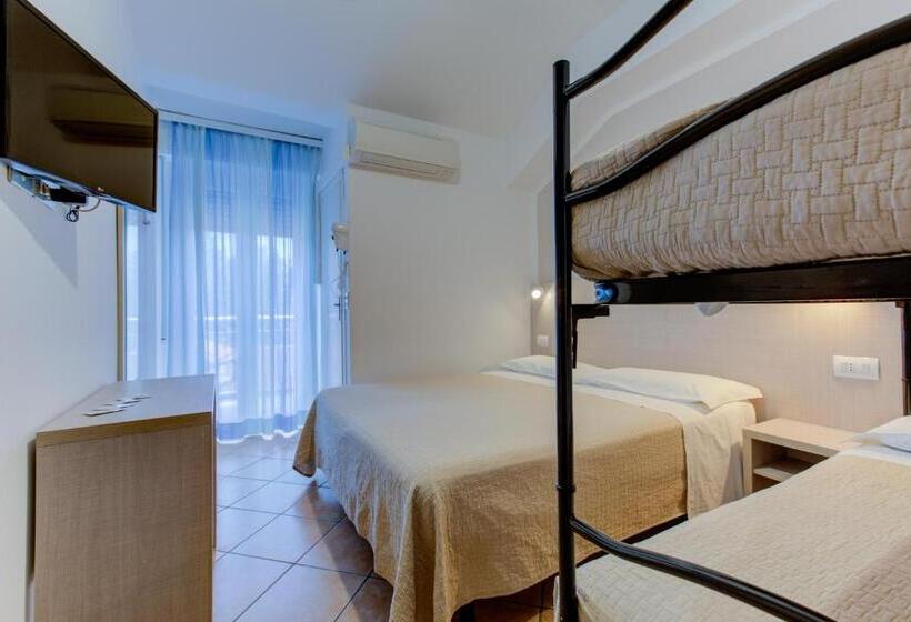 エコノミー4人部屋, Cimarosa