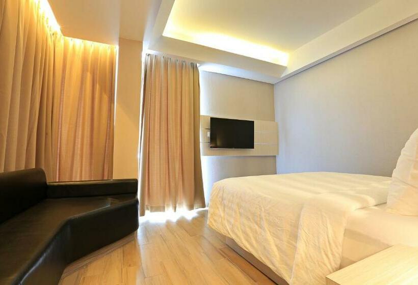 이그제큐티브 룸, Luminor Hotel Jambi Kebun Jeruk By Wh