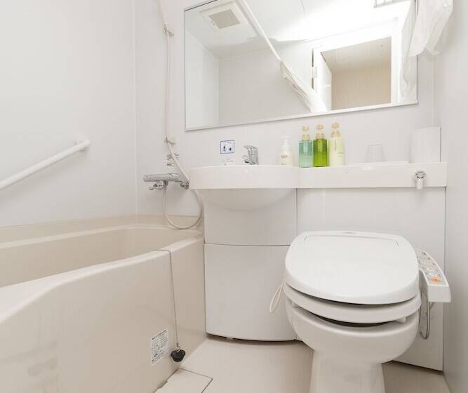 חדר סטנדרט, Sanco Inn Tsu Ekimae