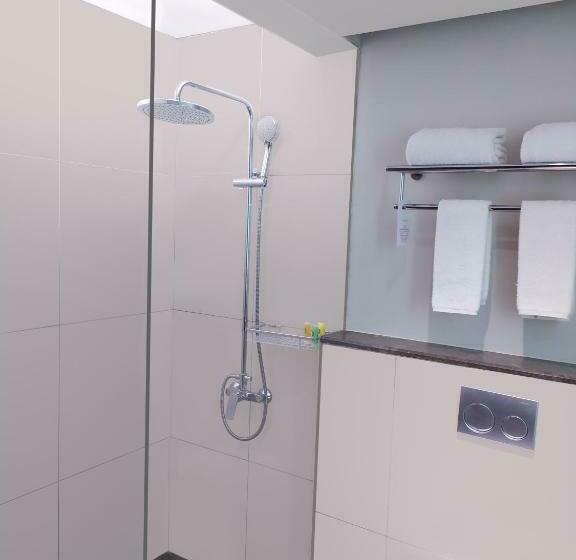 디럭스 룸, Swiss Belhotel Bogor