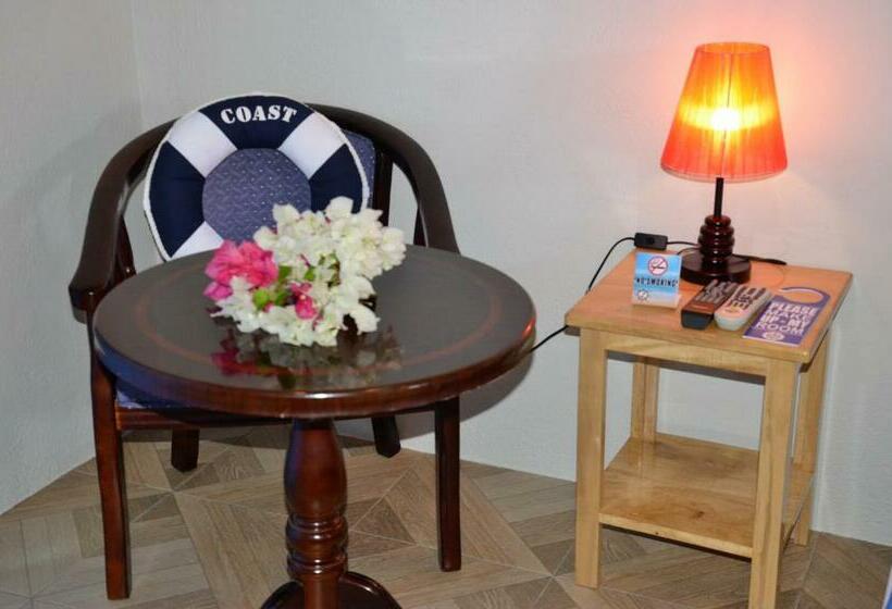 Номер Economy, Captains Lodge And Bar