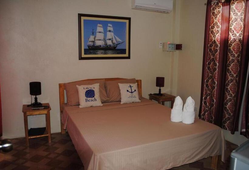 Номер Economy, Captains Lodge And Bar