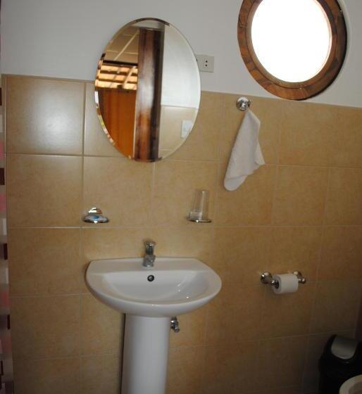 Номер Economy, Captains Lodge And Bar