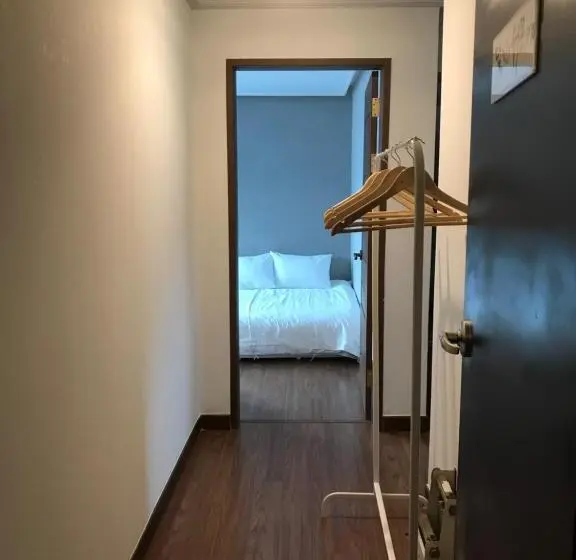 Deluxe-perhehuone, Grim Garden Guesthouse