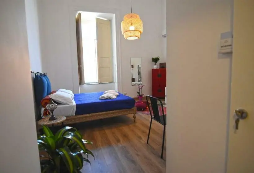 سوییت جونیور, Sunrise B&b