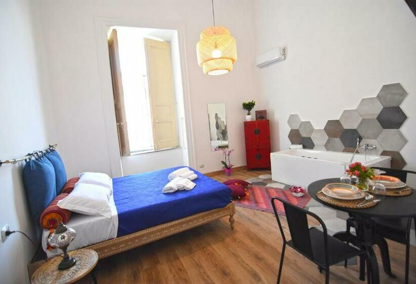 سوییت جونیور, Sunrise B&b