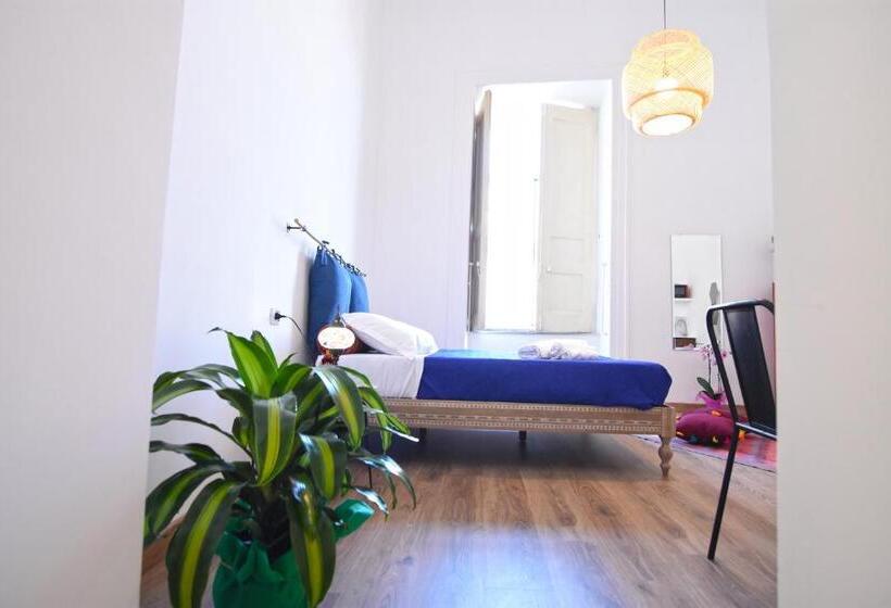 سوییت جونیور, Sunrise B&b