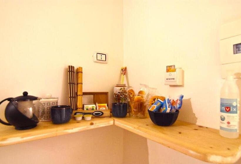 اتاق لوکس با وان آب گرم, Sunrise B&b