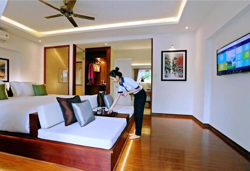 اتاق استاندارد با تخت بزرگ, Azumi