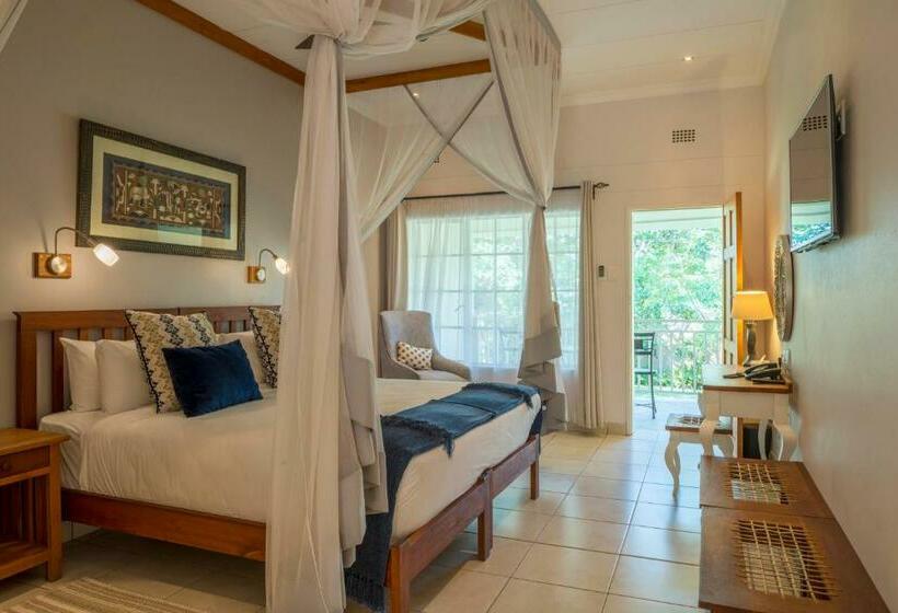 اتاق استاندارد با تخت بزرگ, Batonka Guest Lodge