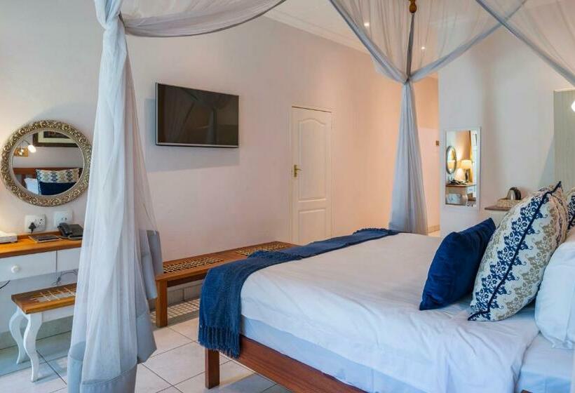 اتاق استاندارد با تخت بزرگ, Batonka Guest Lodge