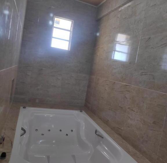 デラックスルーム, Concha Do Mar