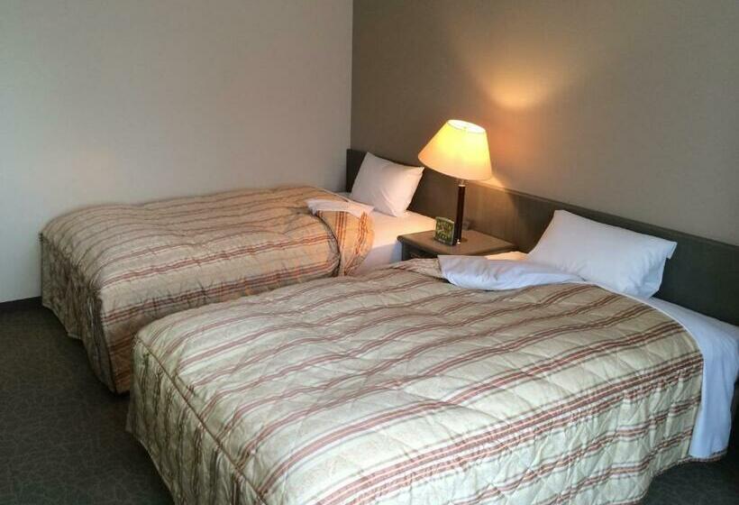 标准间, Crown Hills Takaoka