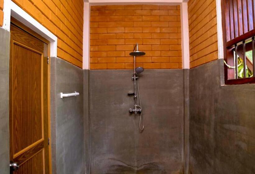 디럭스 룸, Eco Square Resort