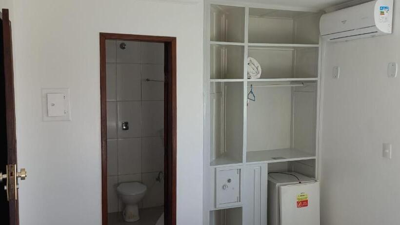 غرفة قياسية فردية, Ponta De Areia