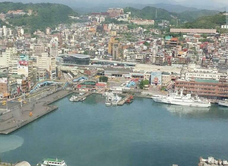 اتاق استاندارد با چشمانداز دریا, Rhine Inn