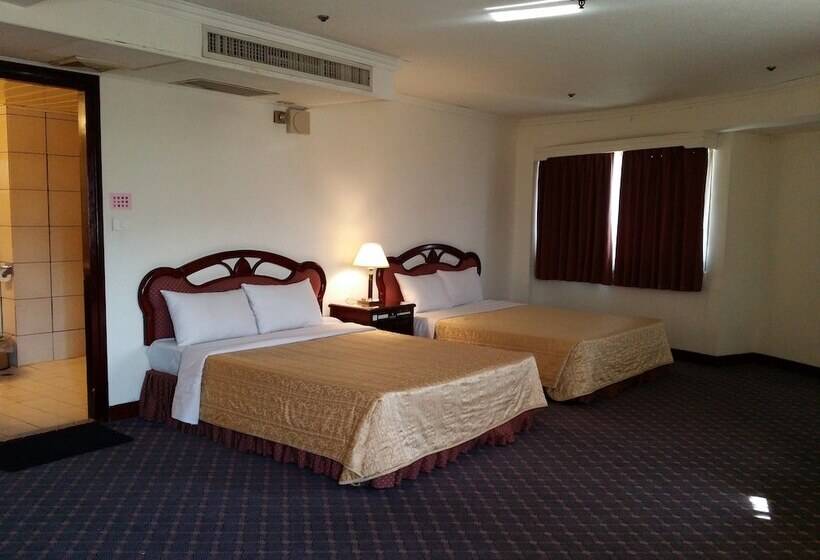 اتاق خانوادگی, Sun Wang