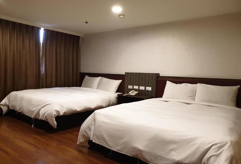 اتاق لوکس, Sun Wang