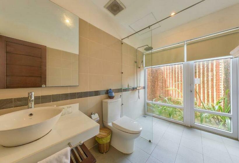 اتاق سوپریور با چشم‌انداز باغ, Tam Thanh Beach Resort & Spa