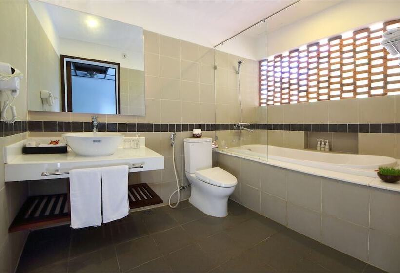 اتاق سوپریور با چشمانداز باغ, Tam Thanh Beach Resort & Spa