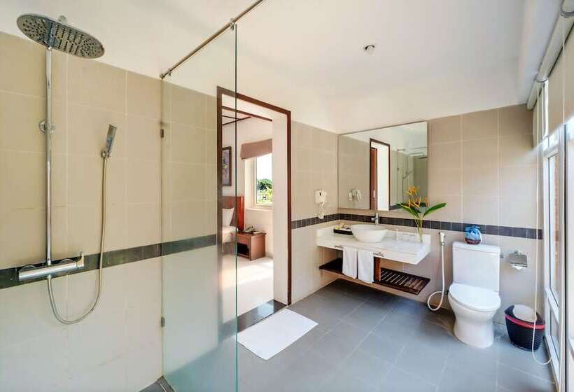 اتاق سوپریور با چشمانداز باغ, Tam Thanh Beach Resort & Spa