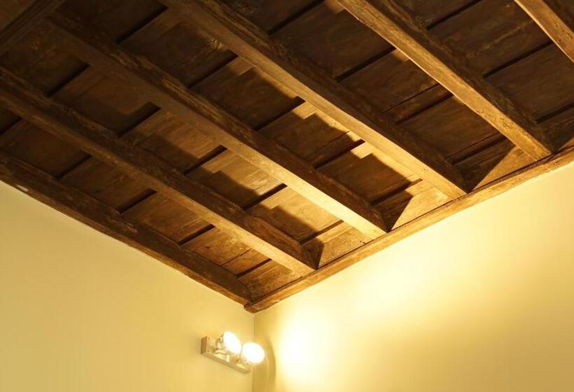 Deluxe Studio, Domus Corsini