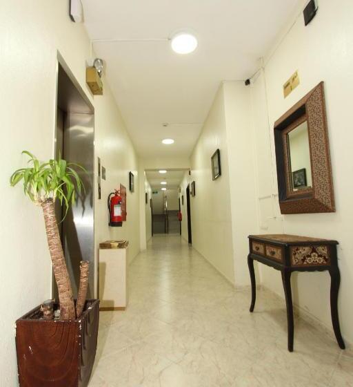 استودیوی استاندارد, Khalifa Tower Hotel Apartments
