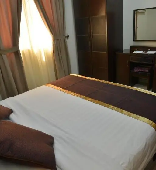 スタンダードスタジオ, Khalifa Tower Hotel Apartments