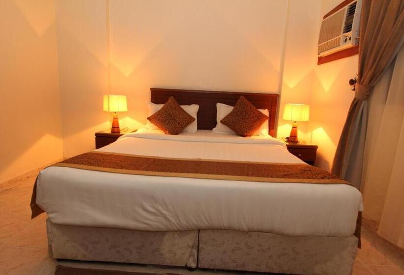 Студия Стандарт, Khalifa Tower Hotel Apartments