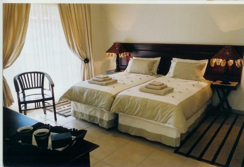 חדר סטנדרט, Falling Feather Inn