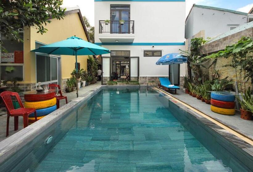 اتاق خانوادگی, Quynh Long Villa
