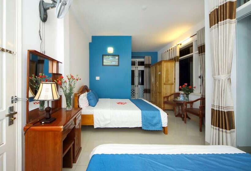 اتاق خانوادگی, Quynh Long Villa