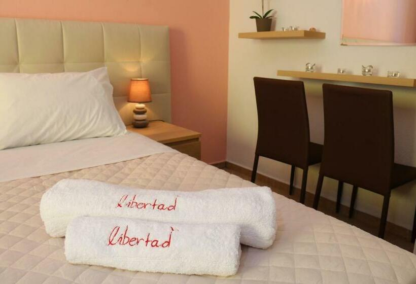 Family Room, Villa Libertad