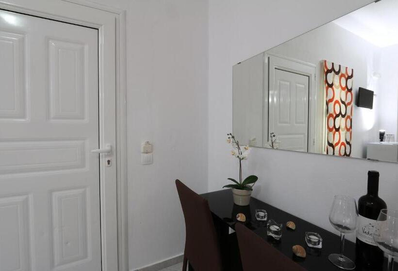 Standard Triple Room, Villa Libertad