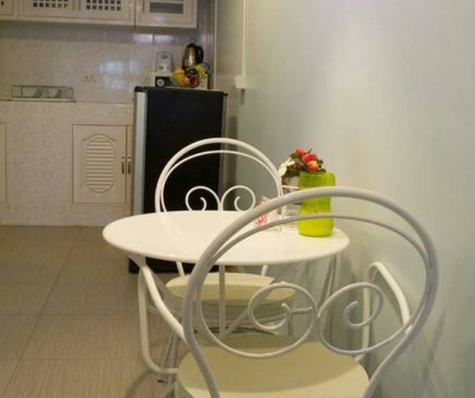 Полулюкс, 999 Triple Nine Boutique