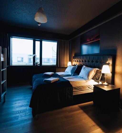 اتاق خانوادگی, Brim