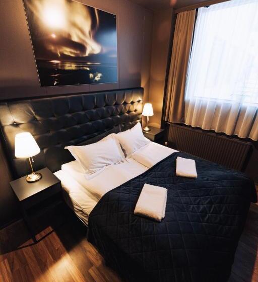 اتاق اکونومی, Brim