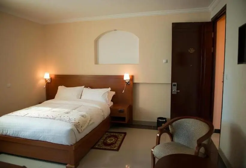 اتاق لوکس, C Fun Addis