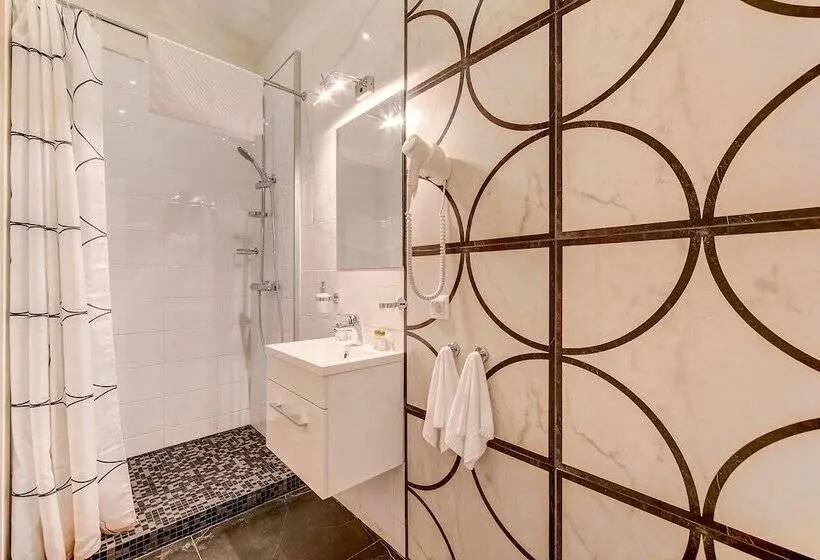 اتاق لوکس با بالکن, Guest House Novaya Istoriya
