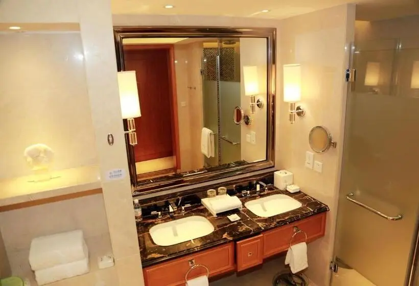Deluxe-huone, Huaguoshan