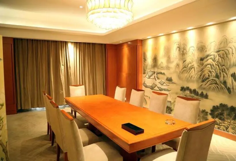Executive-sviitti, Huaguoshan