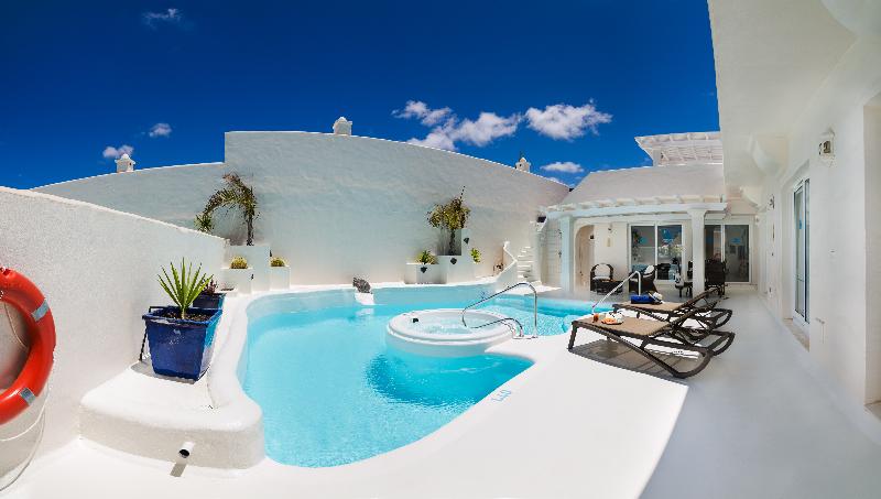 اتاق اجرایی, Seashells Millennium