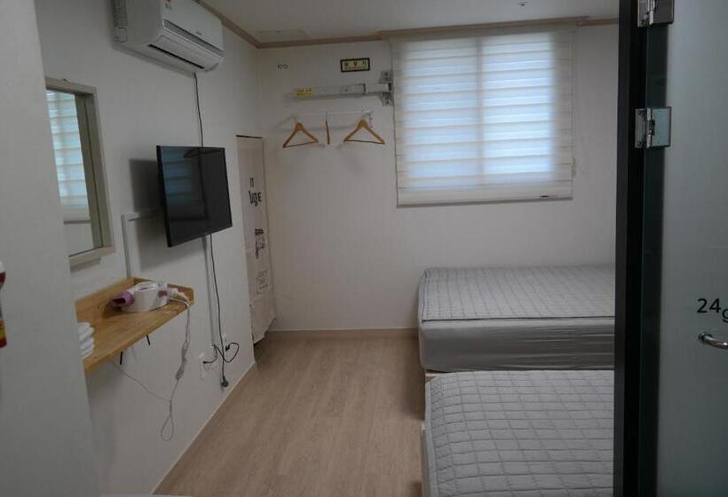 اتاق استاندارد, 24 Guesthouse Suncheon