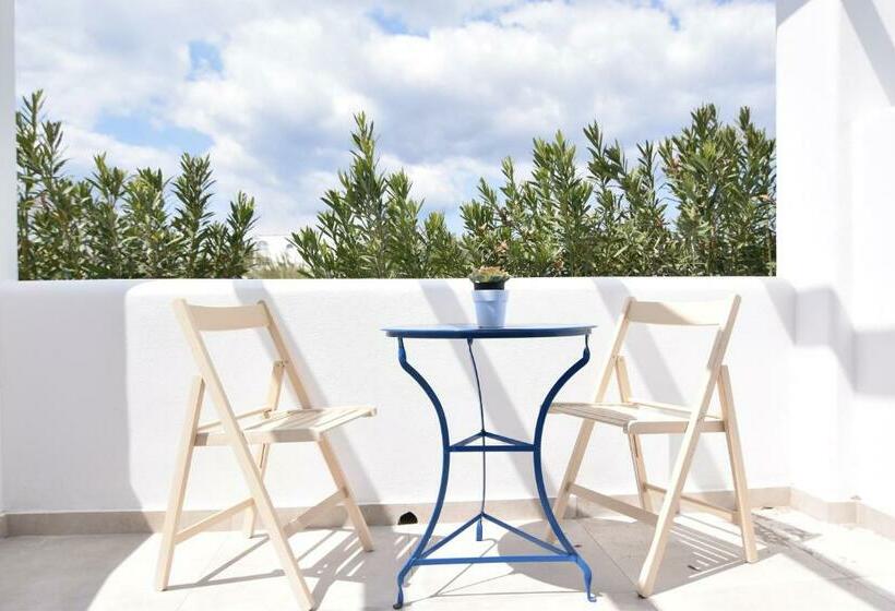 스탠다드 룸, Aegeeis