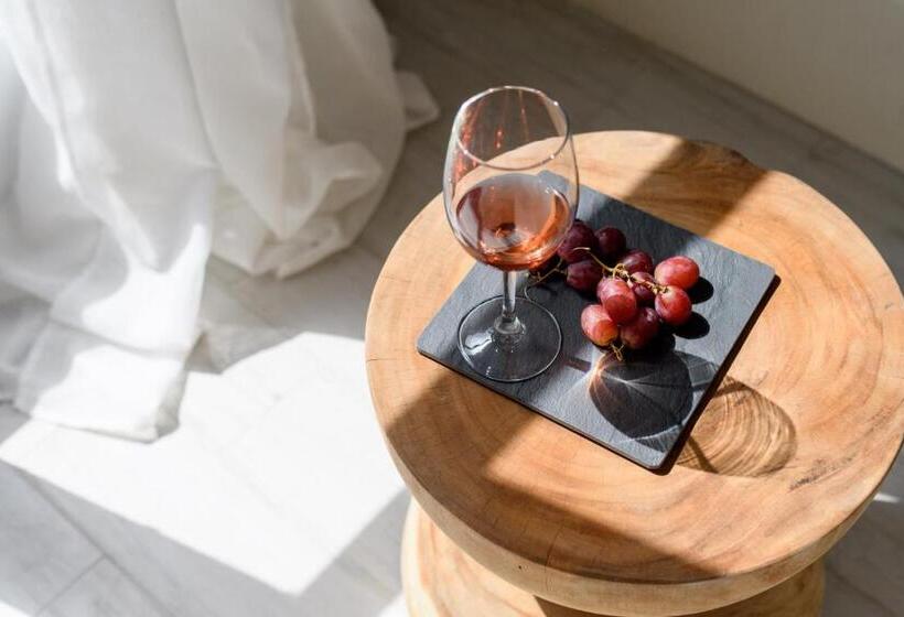 스탠다드 룸 가든 전망, Aegeeis