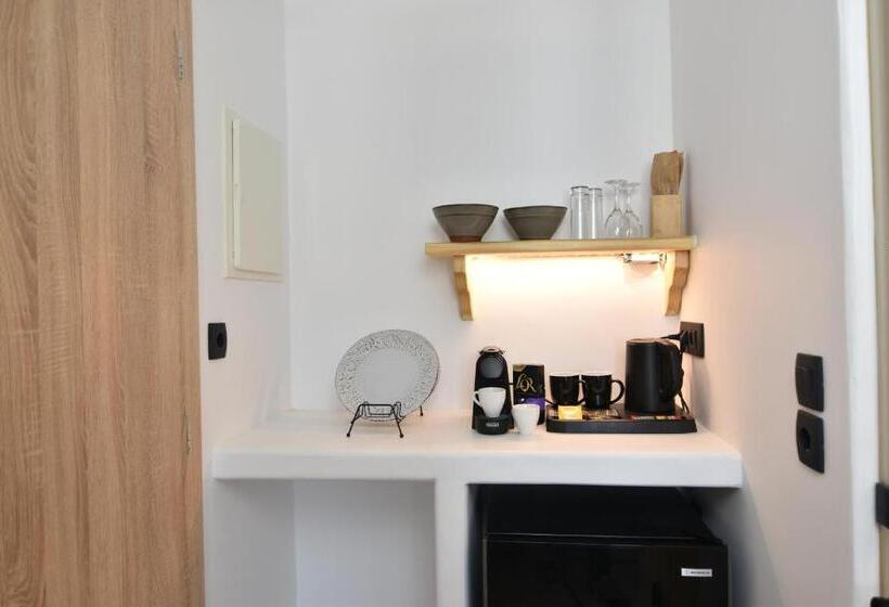 발코니 디럭스 룸, Aegeeis