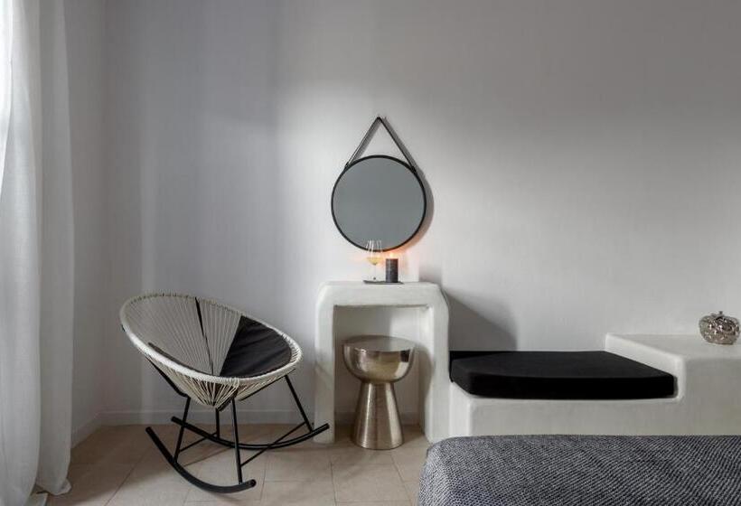 스탠다드 룸, Aegeeis