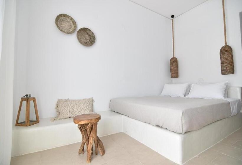 스탠다드 룸, Aegeeis